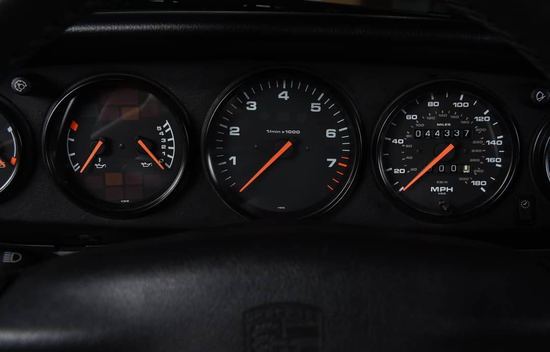 1998 Porsche 911 Carrera Targa — photo 32