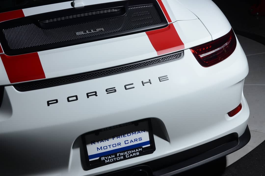 2016 Porsche 911 R — photo 14