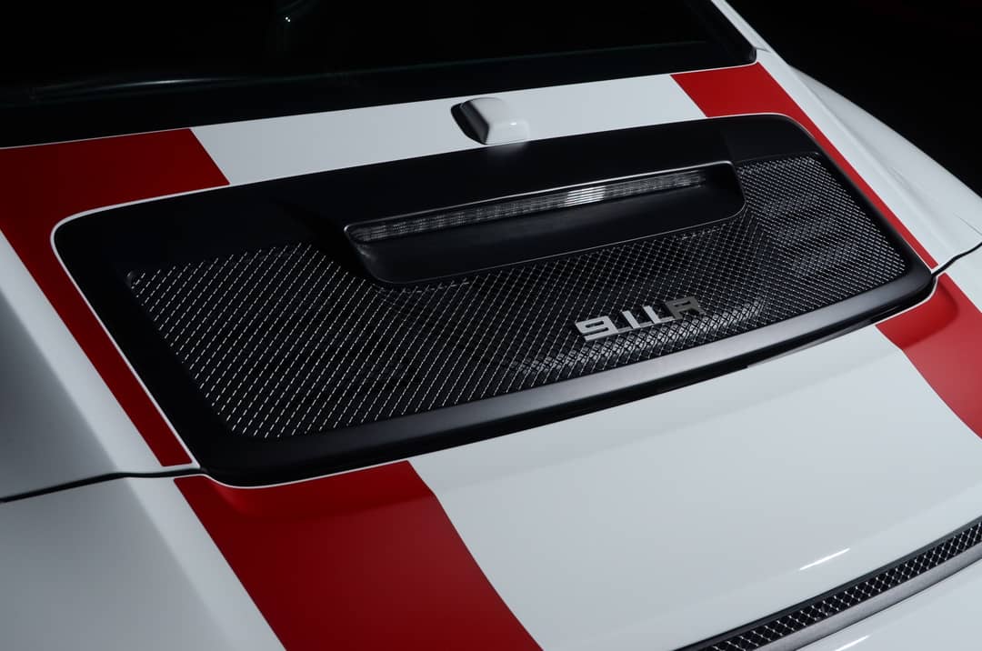 2016 Porsche 911 R — photo 15