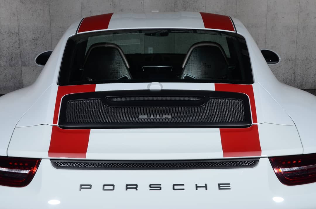 2016 Porsche 911 R — photo 17