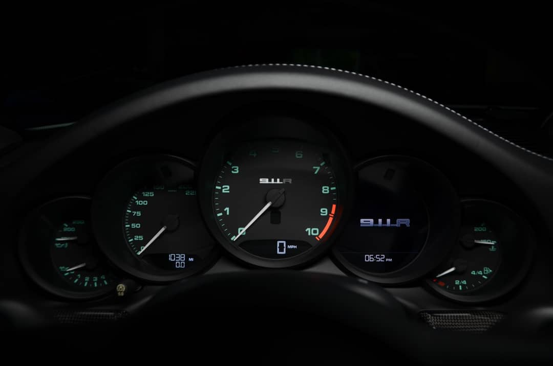 2016 Porsche 911 R — photo 37