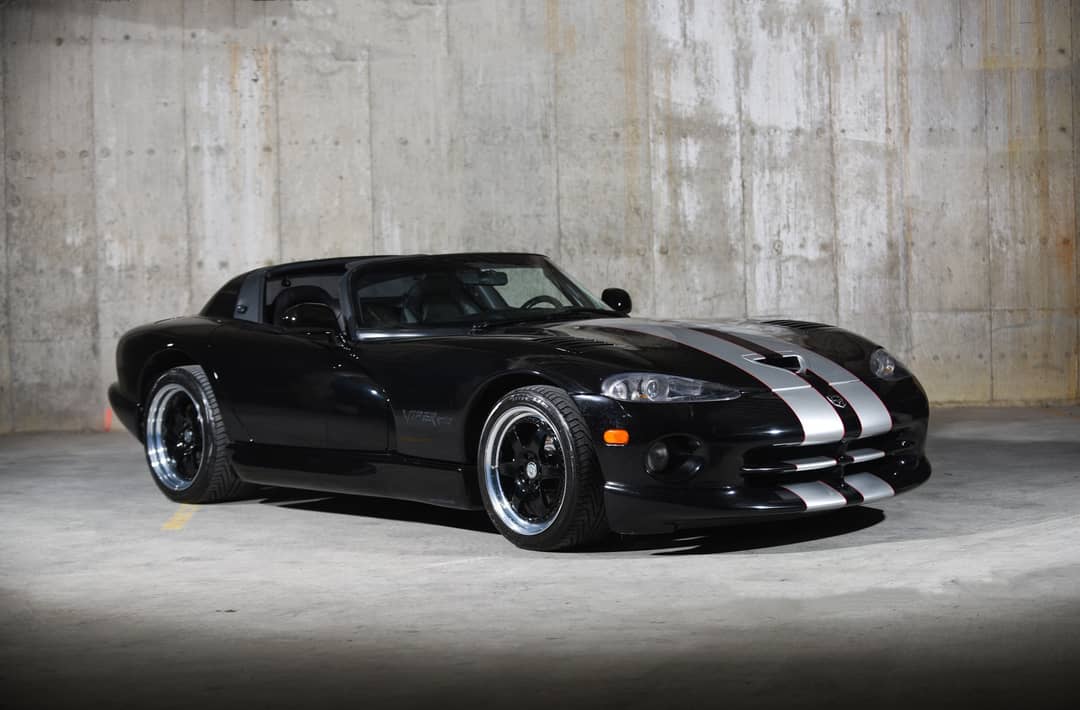2000 Dodge Viper RT/10 — photo 13