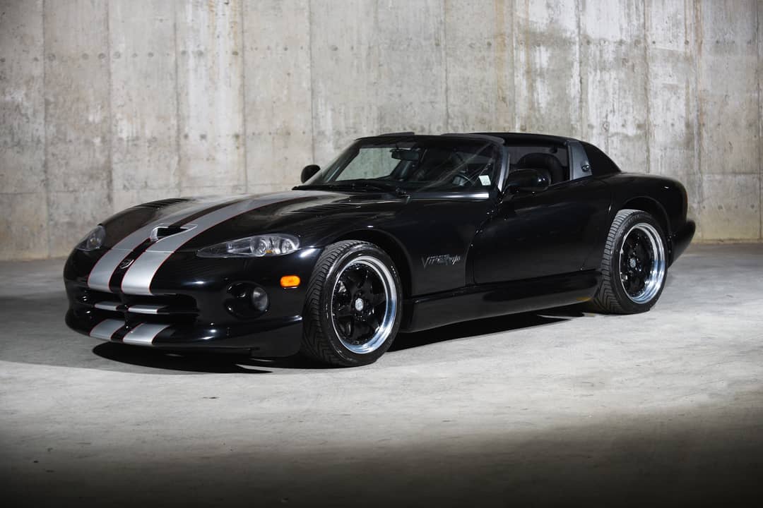 2000 Dodge Viper RT/10 — photo 15