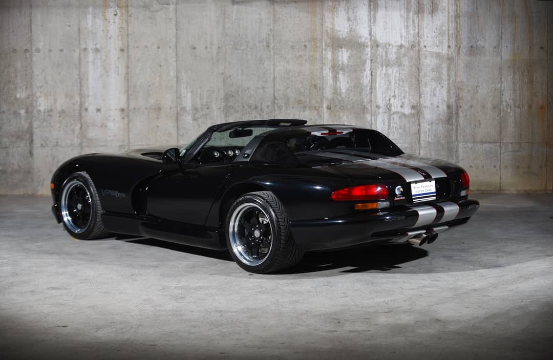 2000 Dodge Viper RT/10 — photo 19