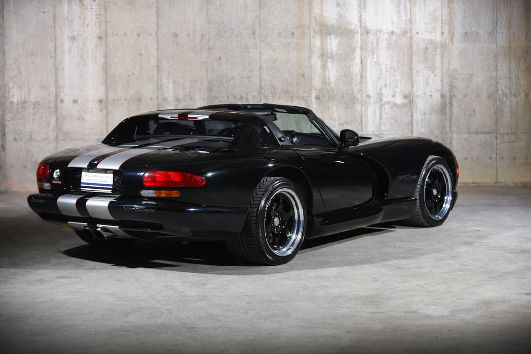 2000 Dodge Viper RT/10 — photo 24