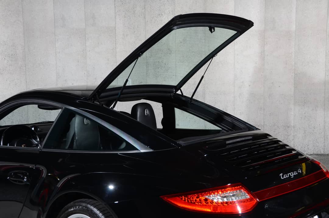 2012 Porsche 911 Targa 4 — photo 4