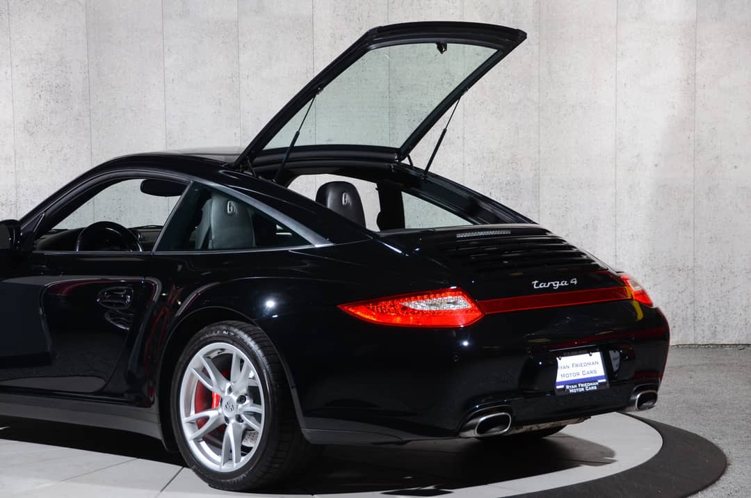 2012 Porsche 911 Targa 4 — photo 5