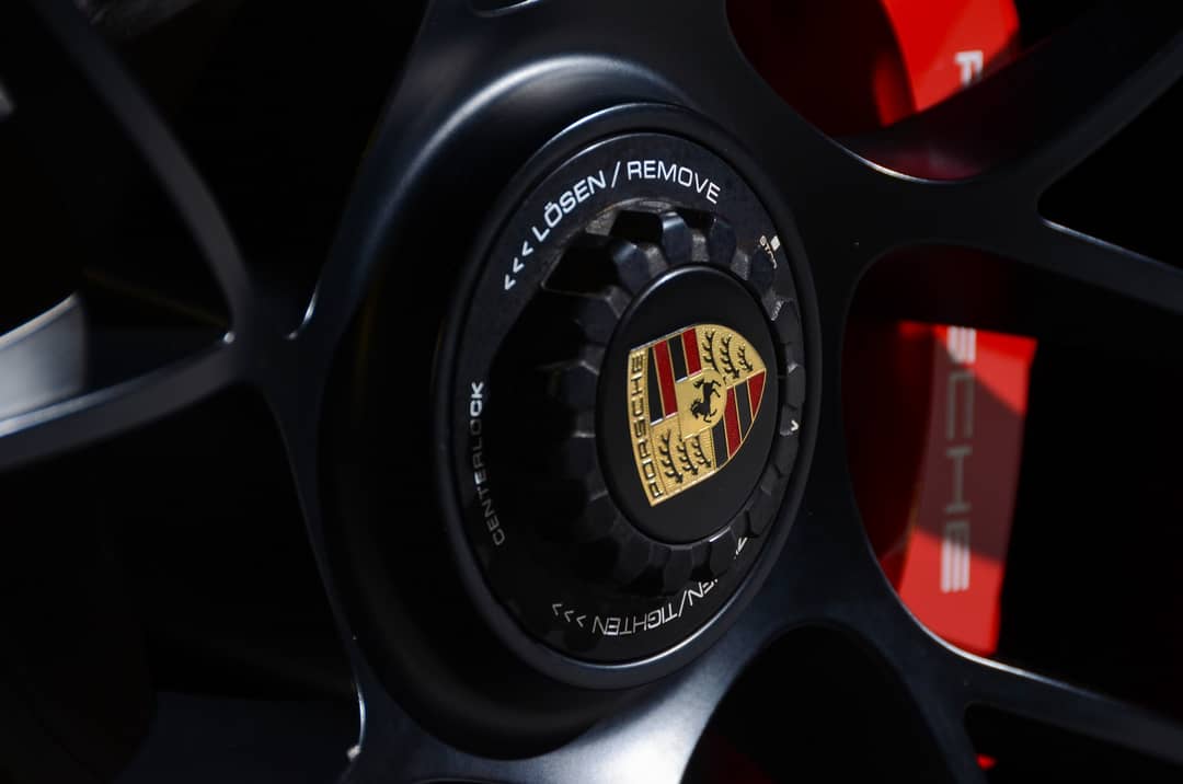 2018 Porsche 911 Targa 4 GTS — photo 10