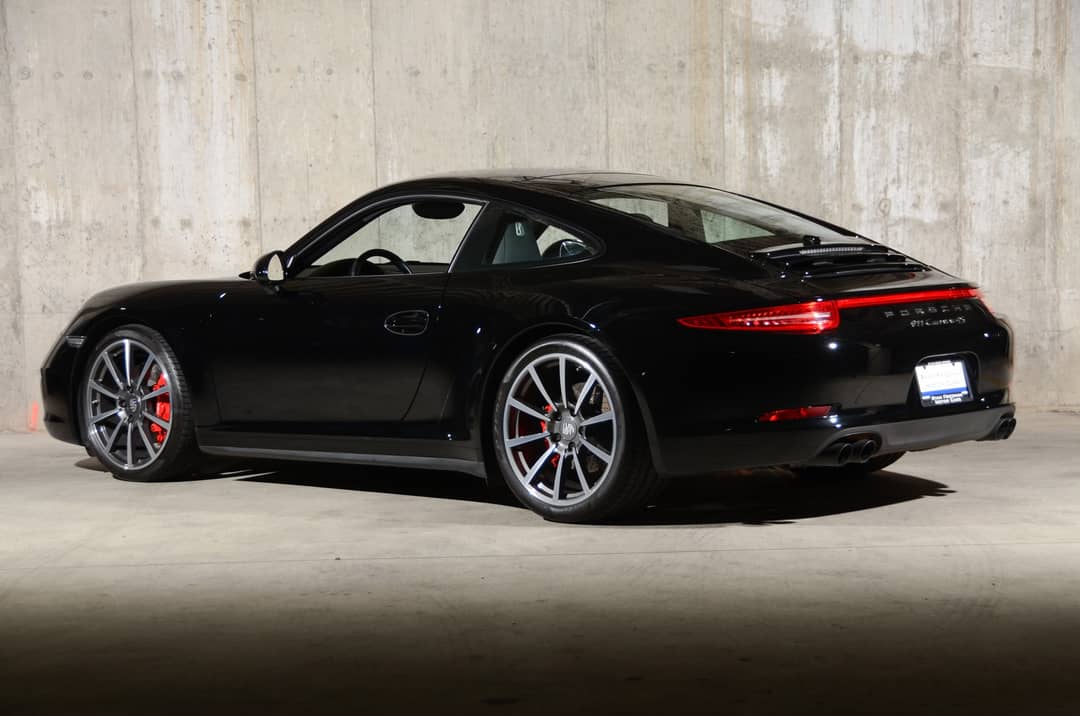 2016 Porsche 911 Carrera 4S — photo 26
