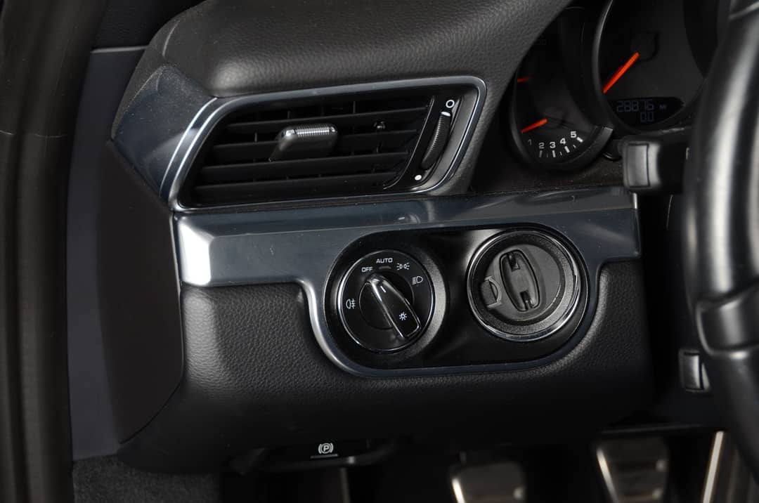 2016 Porsche 911 Carrera 4S — photo 33