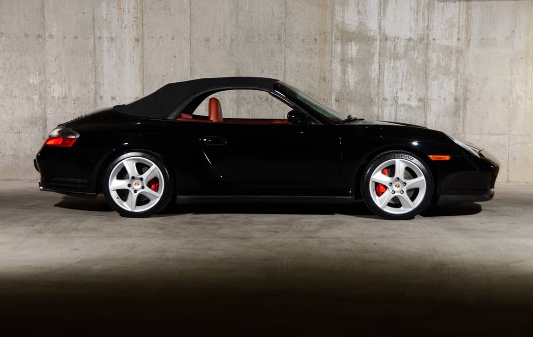 2004 Porsche 911 Carrera 4S — photo 2