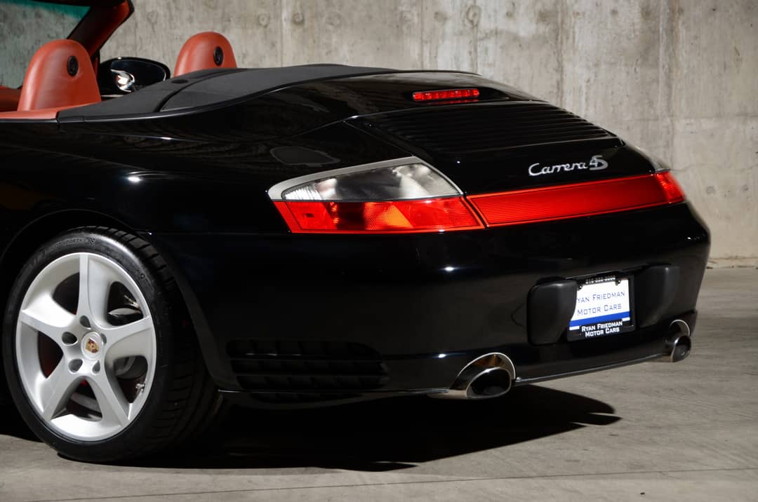2004 Porsche 911 Carrera 4S — photo 16