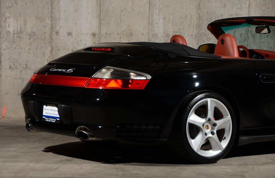 2004 Porsche 911 Carrera 4S — photo 20
