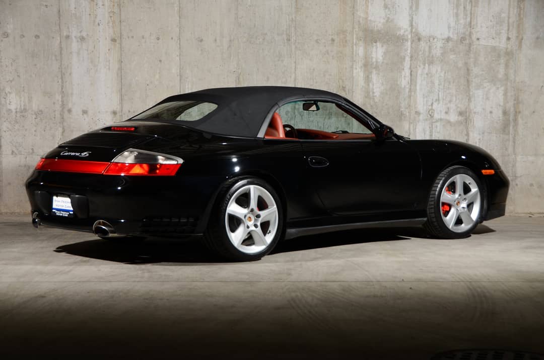 2004 Porsche 911 Carrera 4S — photo 21
