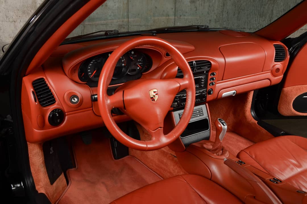 2004 Porsche 911 Carrera 4S — photo 28