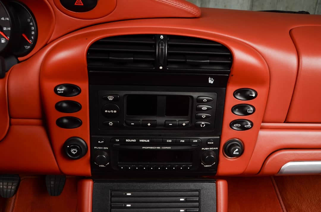 2004 Porsche 911 Carrera 4S — photo 31