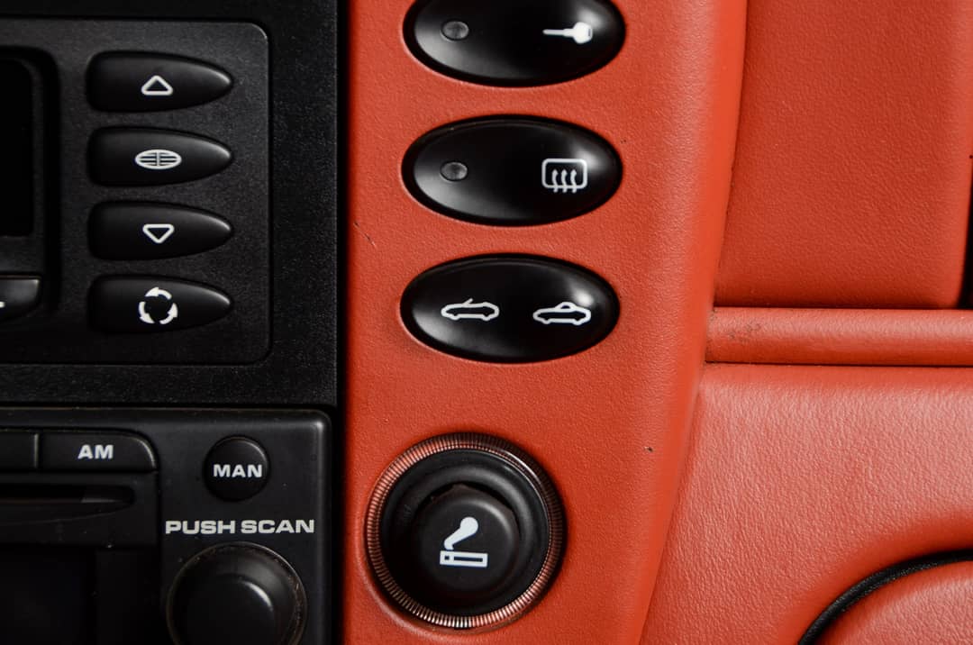 2004 Porsche 911 Carrera 4S — photo 32