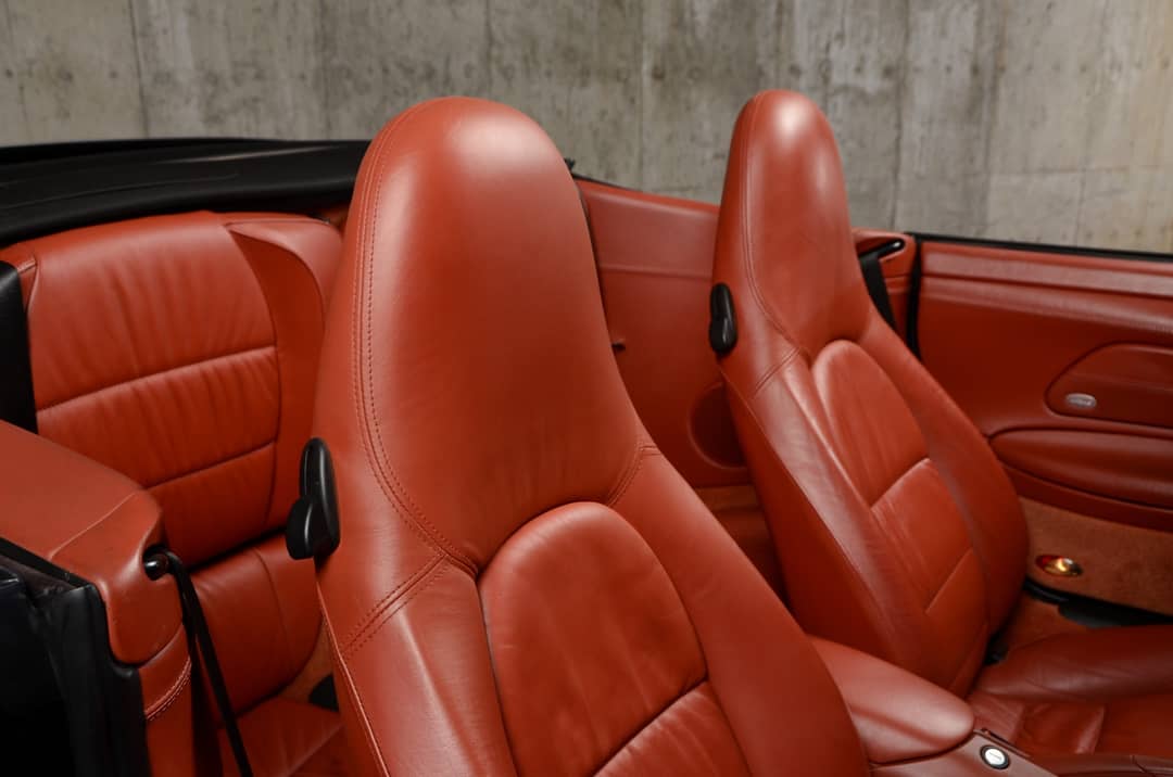 2004 Porsche 911 Carrera 4S — photo 35