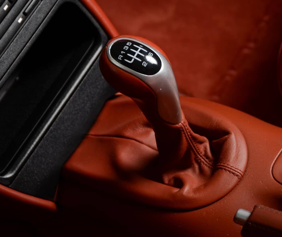 2004 Porsche 911 Carrera 4S — photo 37