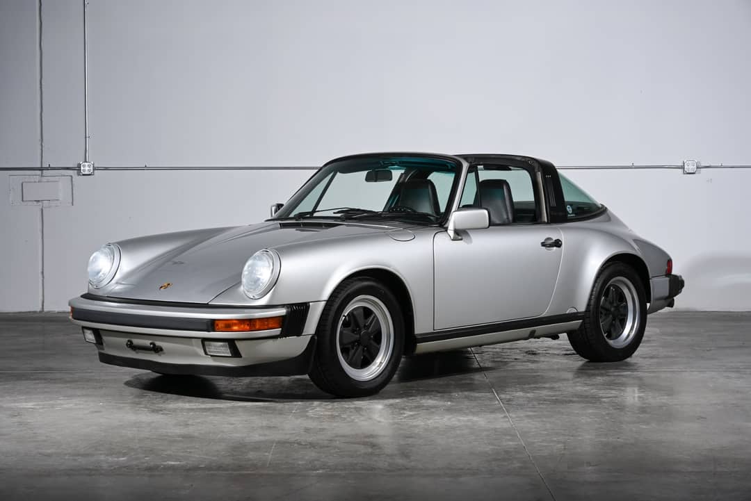 1988 Porsche 911 Carrera Targa — photo 2