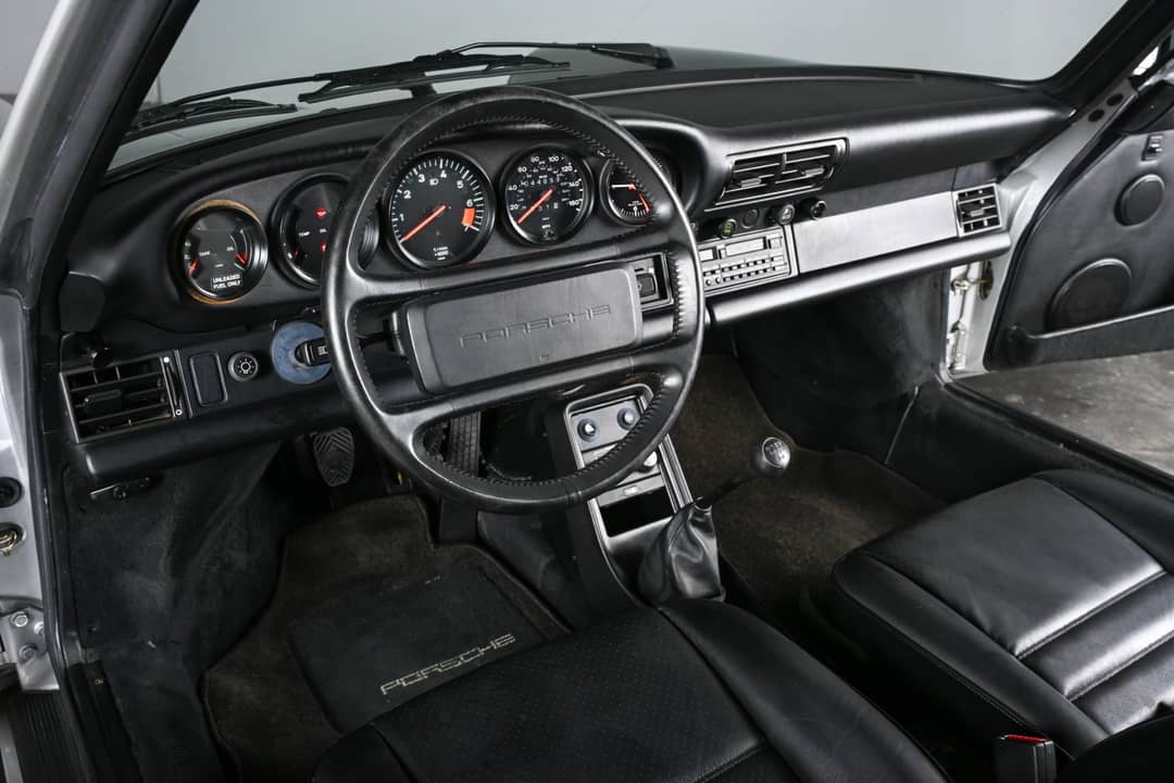 1988 Porsche 911 Carrera Targa — photo 4