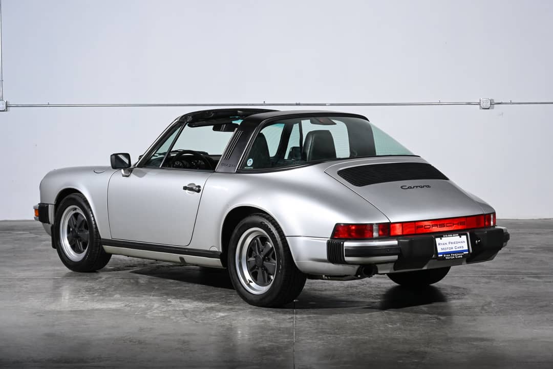 1988 Porsche 911 Carrera Targa — photo 9
