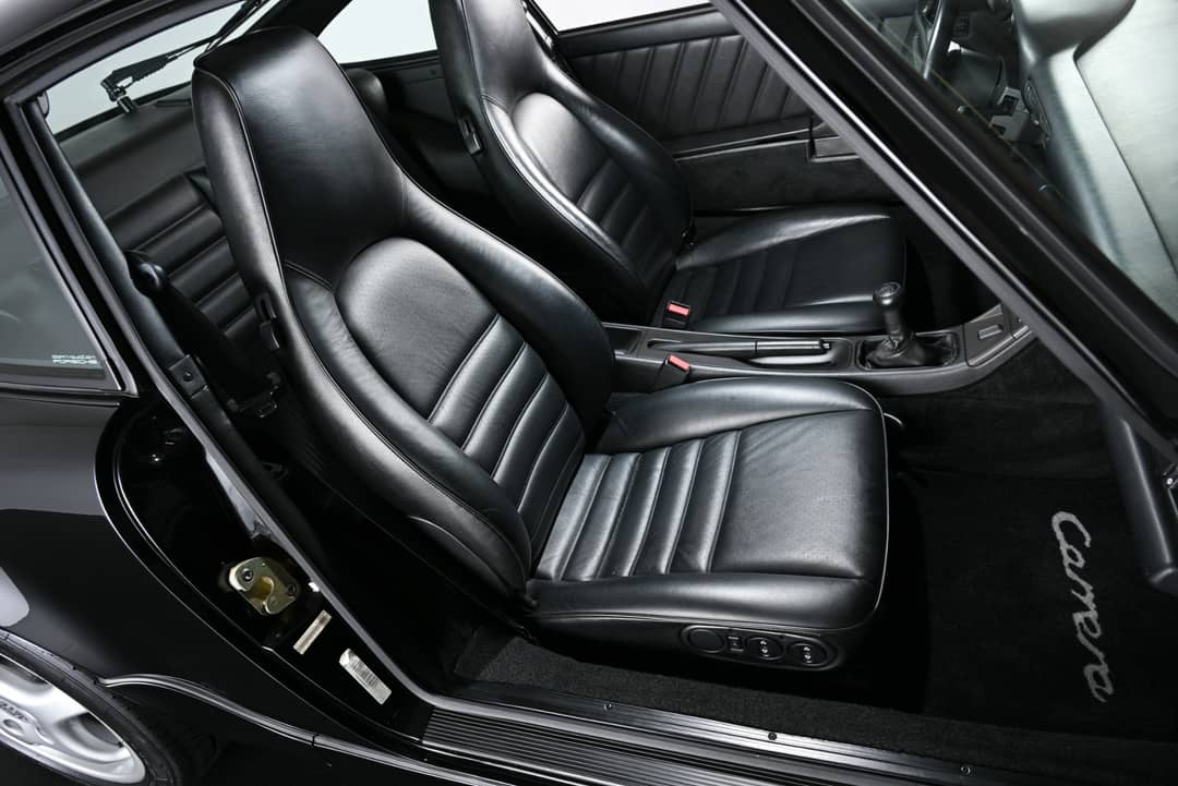 1989 Porsche 911 Carrera 4 — photo 6