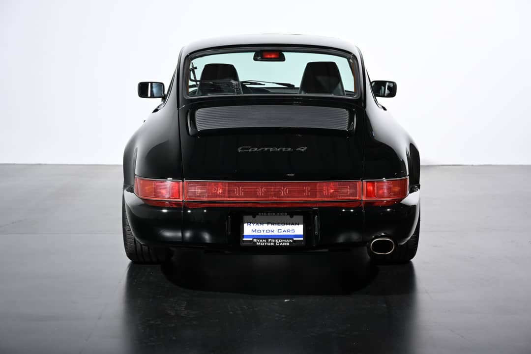 1989 Porsche 911 Carrera 4 — photo 10
