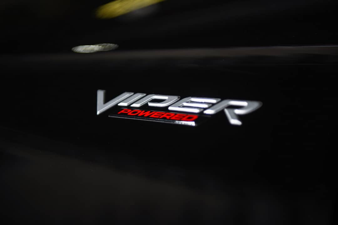 2005 Dodge Ram Pickup 1500 SRT-10 — photo 13
