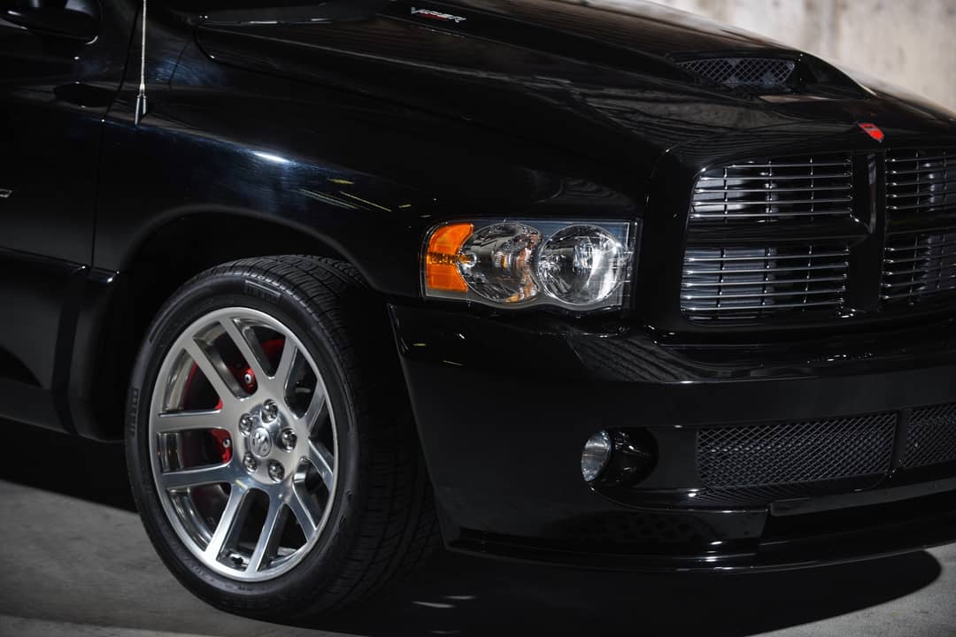 2005 Dodge Ram Pickup 1500 SRT-10 — photo 7