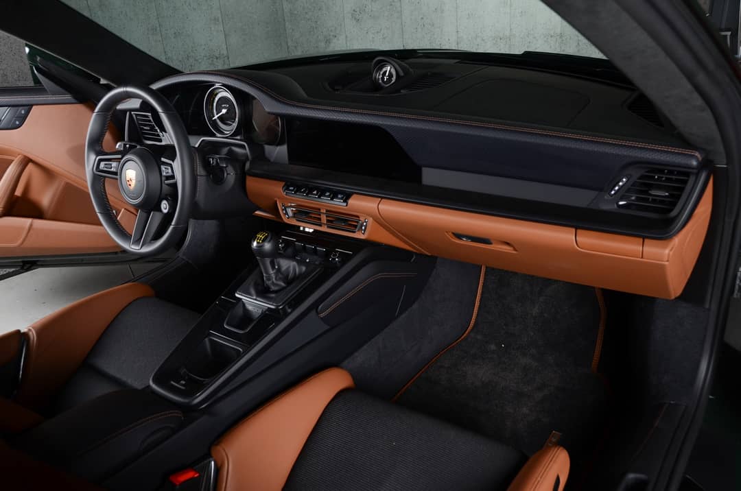 2022 Porsche 911 GT3 Touring — photo 31