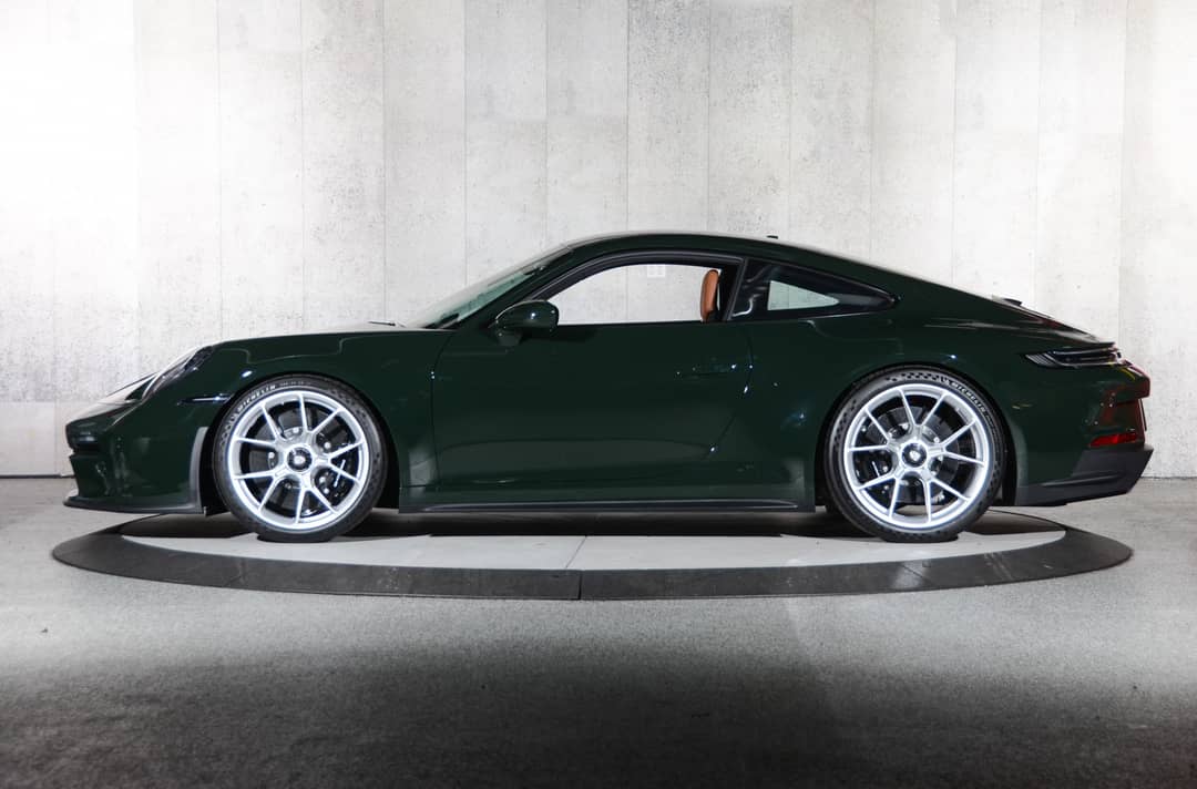 2022 Porsche 911 GT3 Touring — photo 6
