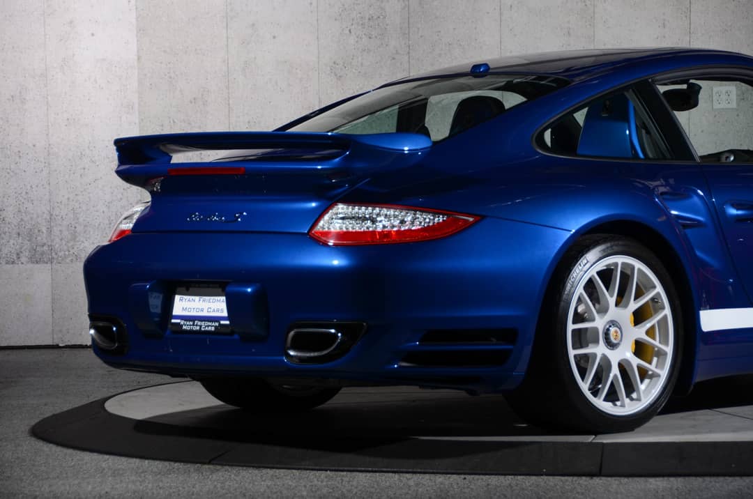 2011 Porsche 911 Turbo S — photo 16