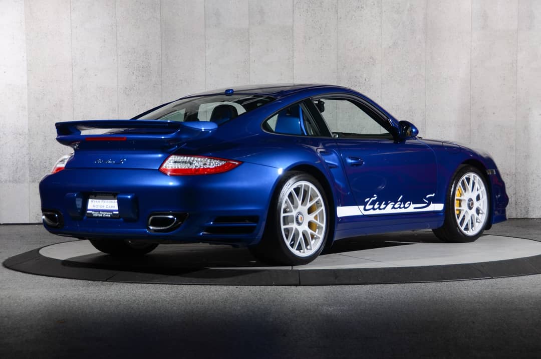 2011 Porsche 911 Turbo S — photo 17