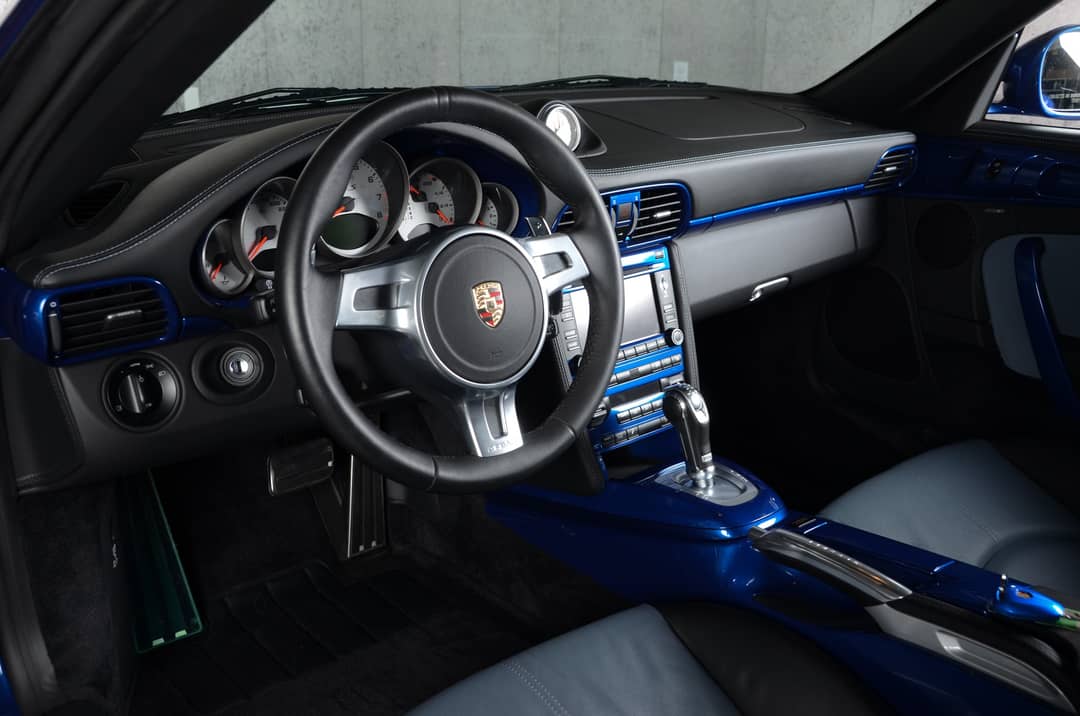 2011 Porsche 911 Turbo S — photo 38