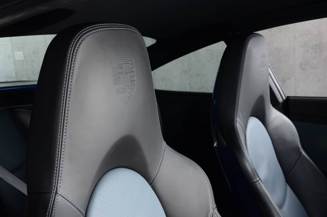 2011 Porsche 911 Turbo S — photo 39