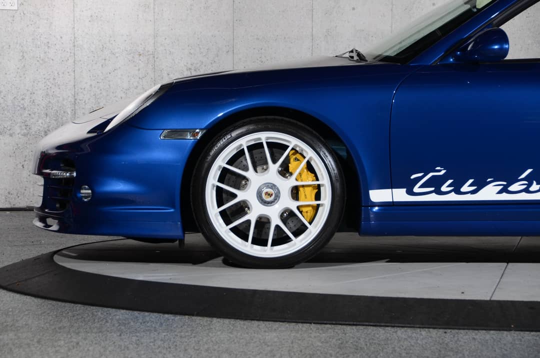 2011 Porsche 911 Turbo S — photo 6