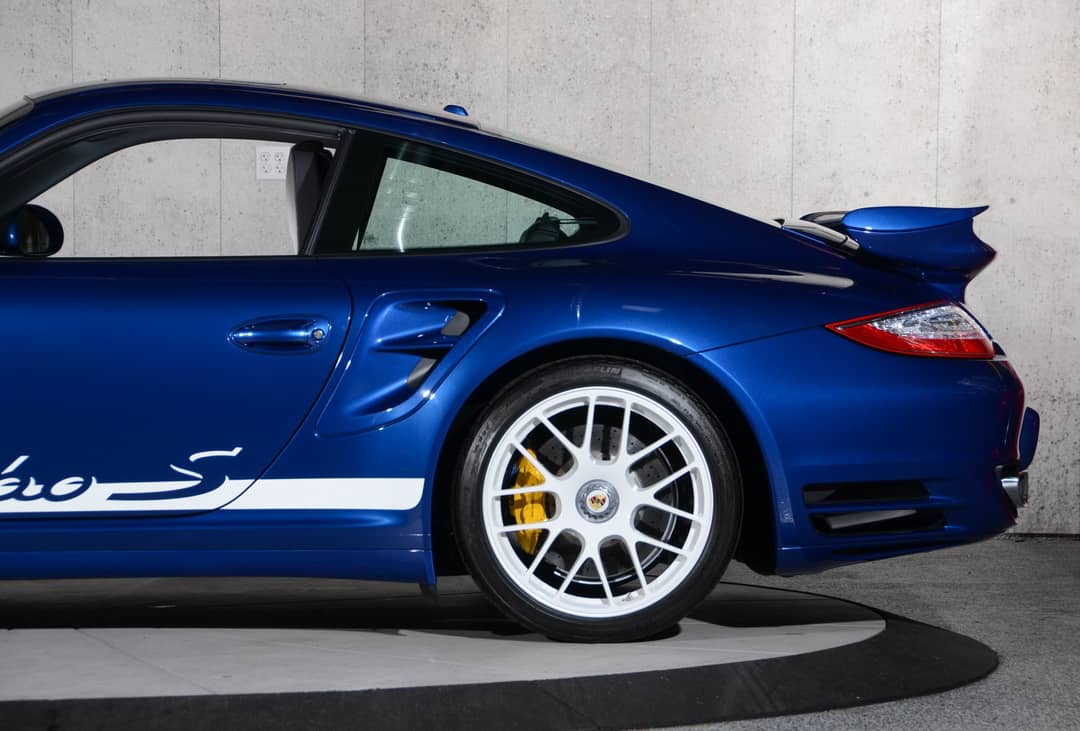 2011 Porsche 911 Turbo S — photo 7