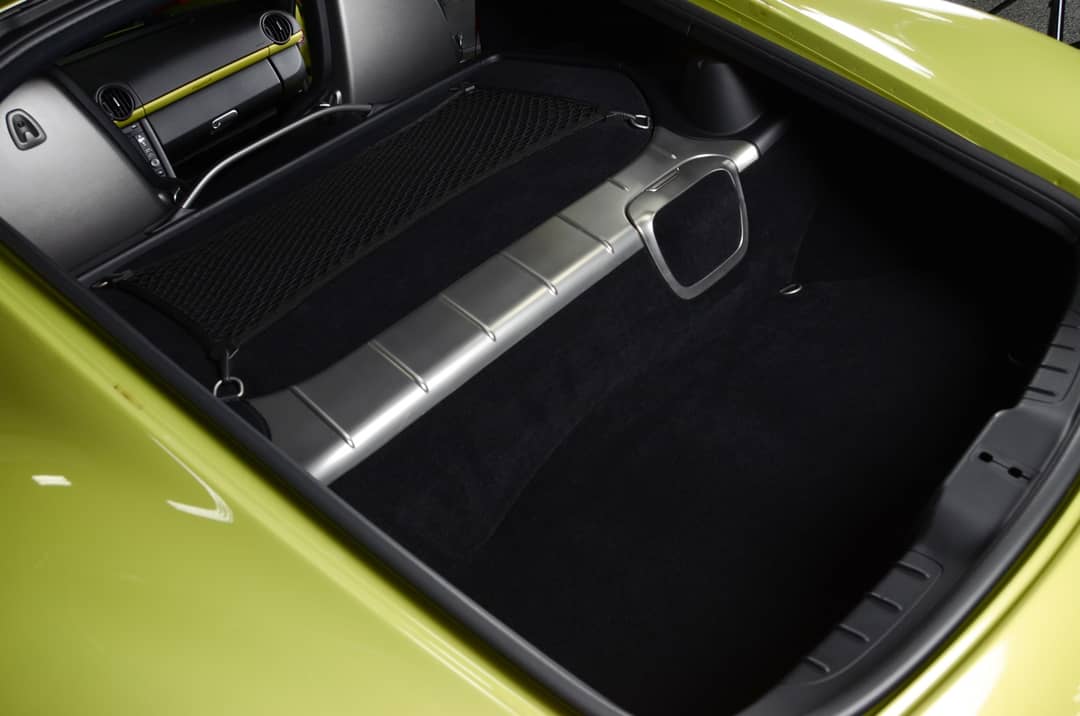 2012 Porsche Cayman R — photo 24
