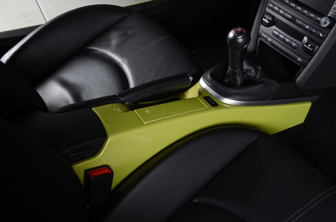 2012 Porsche Cayman R — photo 29
