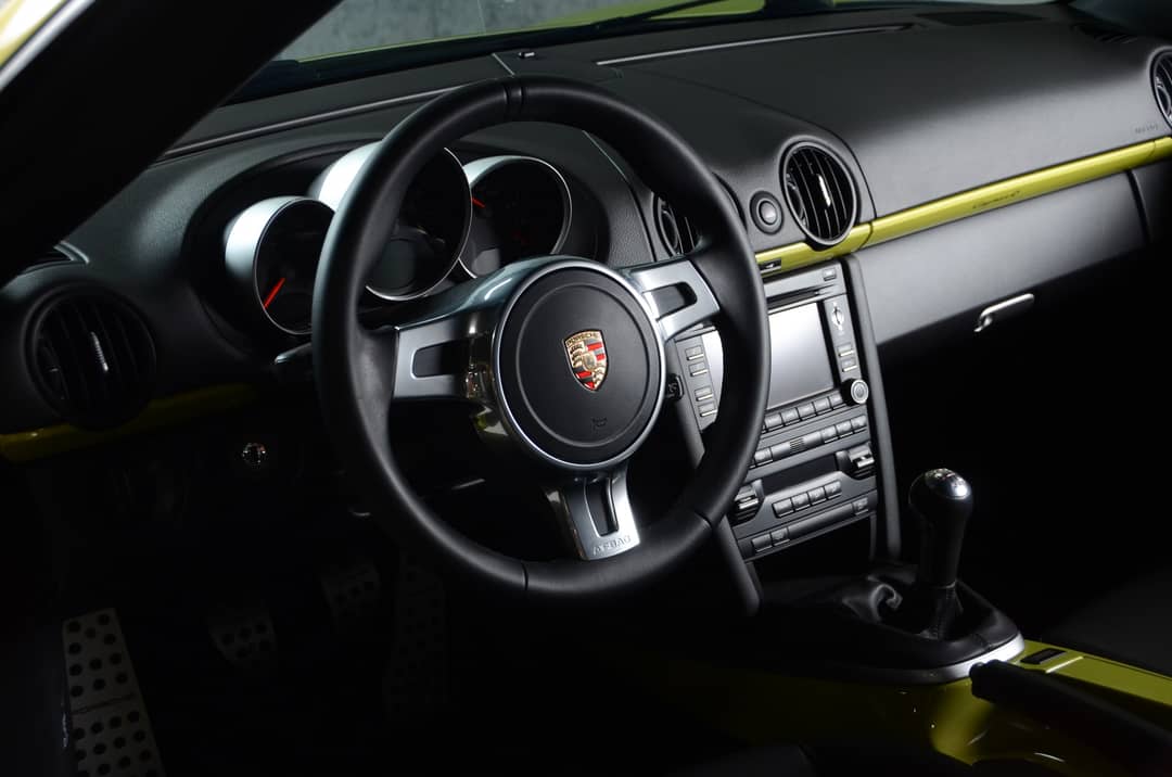 2012 Porsche Cayman R — photo 33