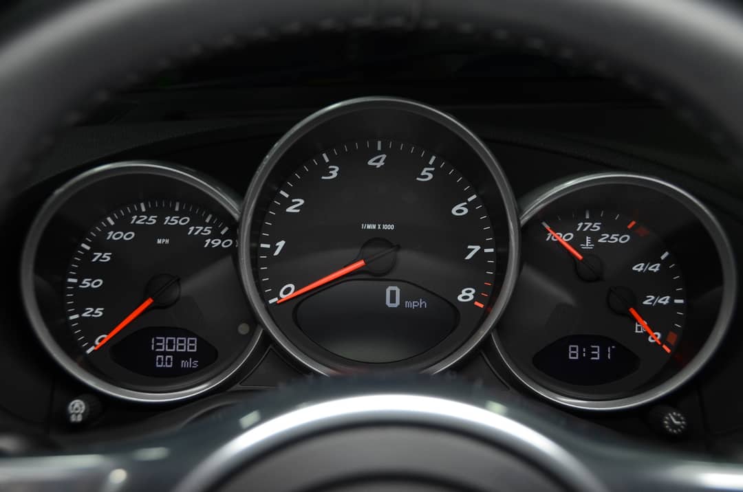 2012 Porsche Cayman R — photo 43