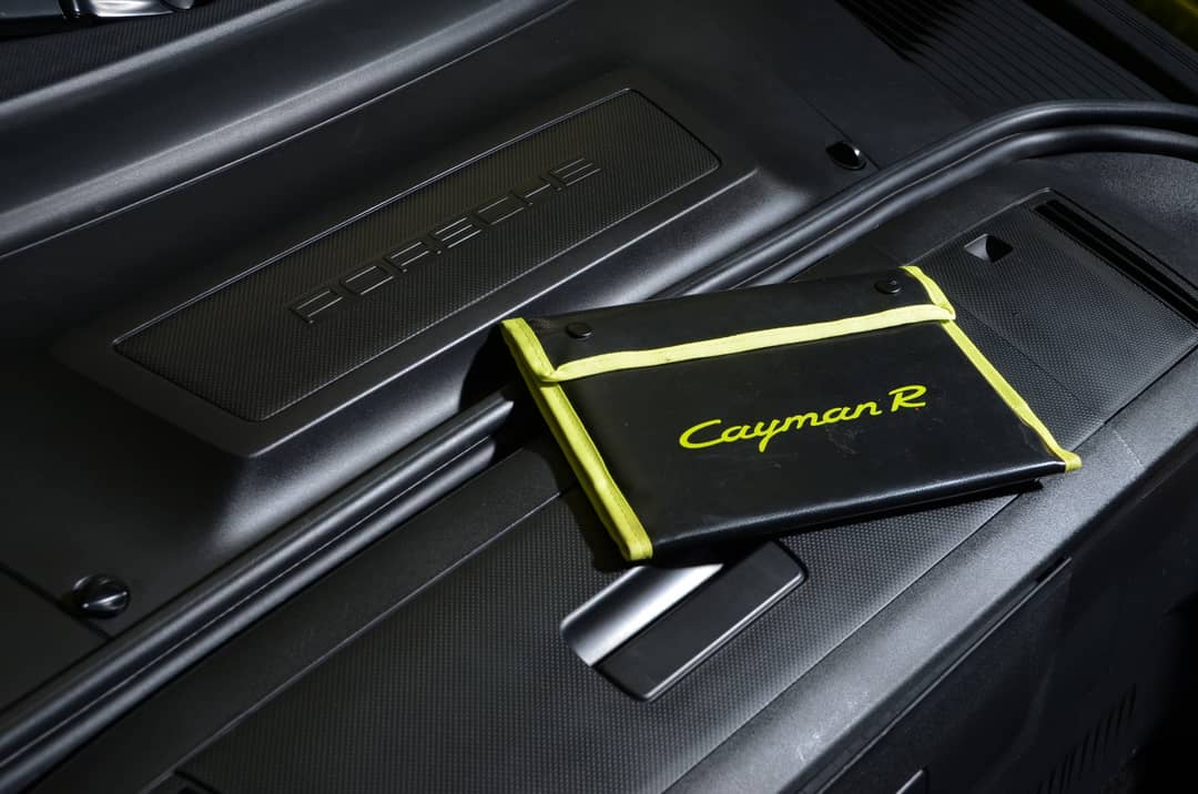 2012 Porsche Cayman R — photo 10
