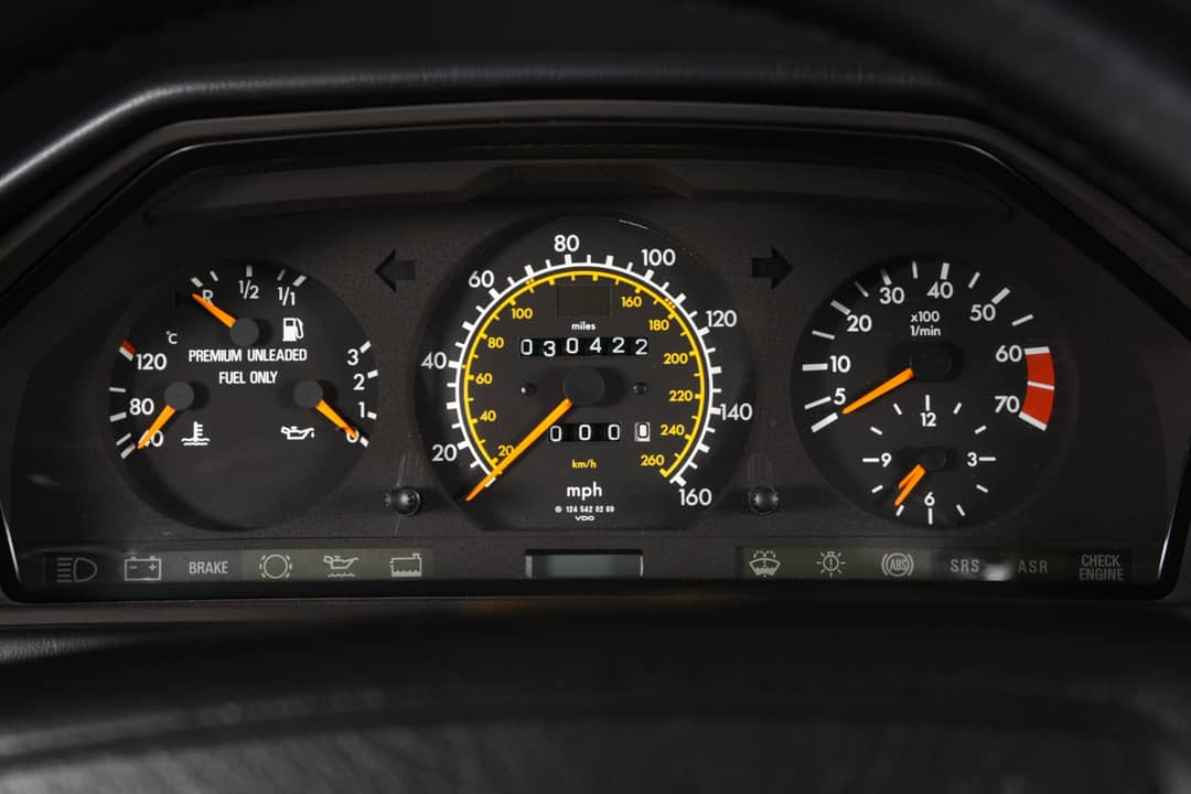 1994 Mercedes-Benz E-Class E 500 — photo 5