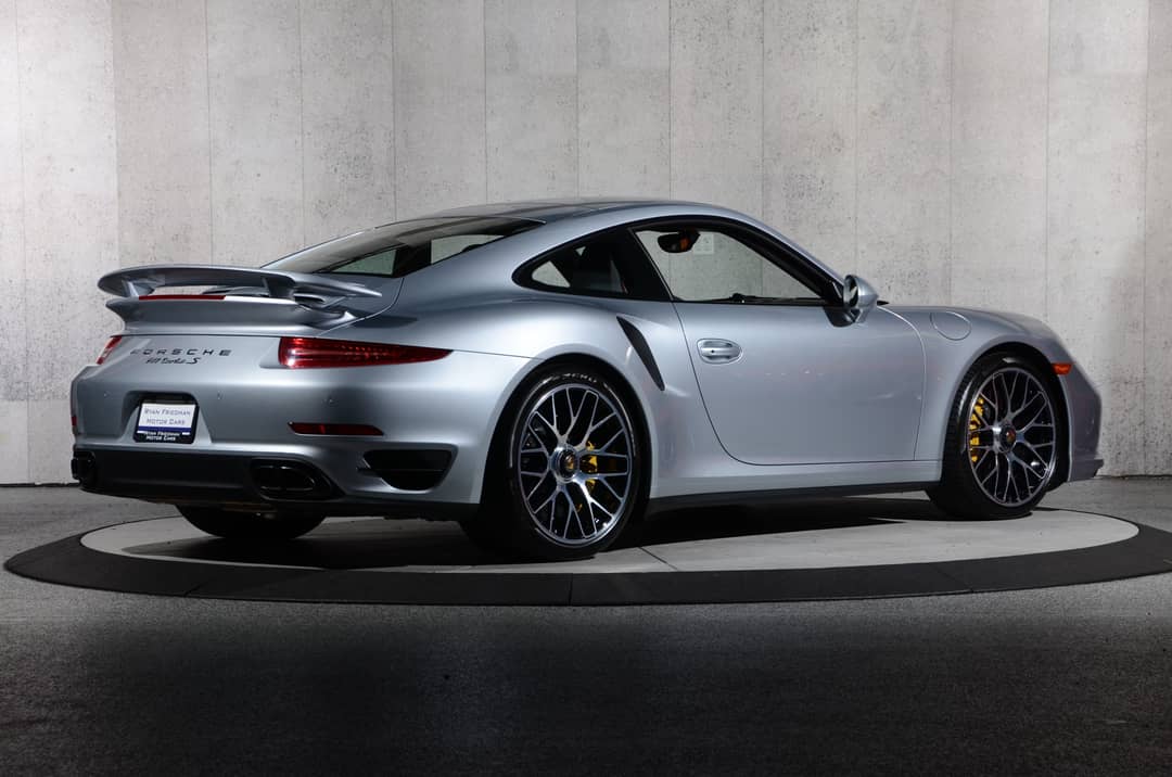 2014 Porsche 911 Turbo S — photo 24