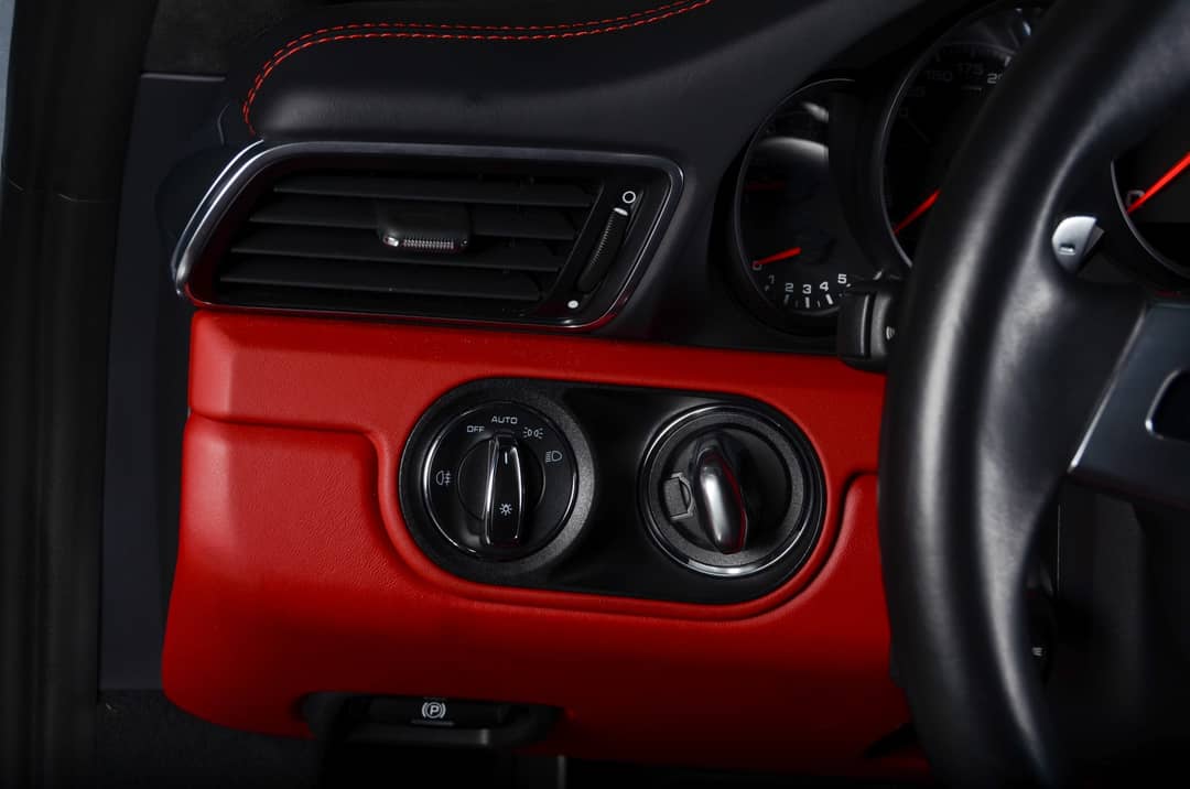 2014 Porsche 911 Turbo S — photo 34