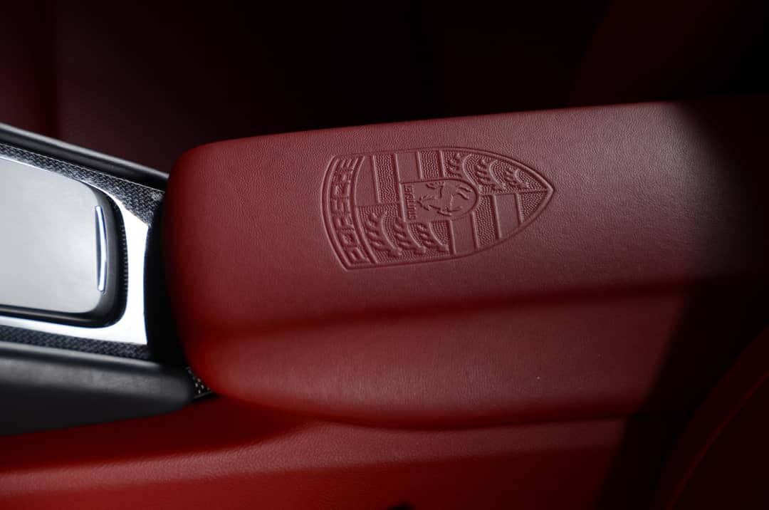 2014 Porsche 911 Turbo S — photo 40