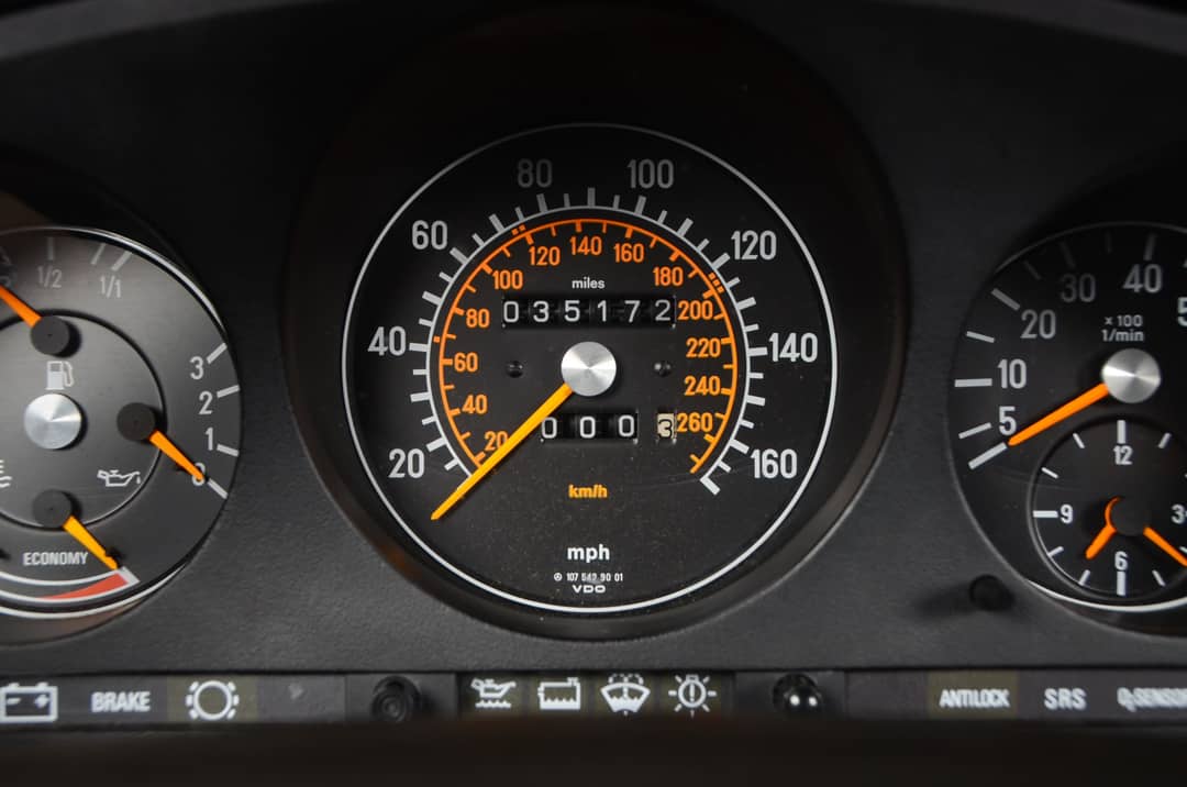 1986 Mercedes-Benz 560-Class 560 SL — photo 25