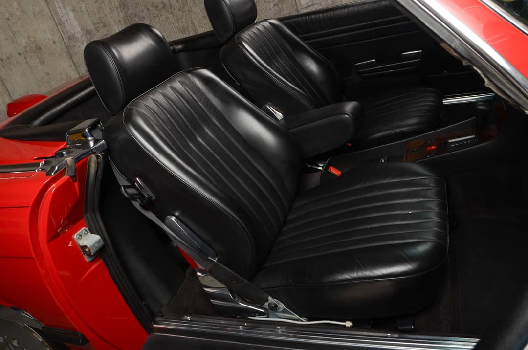 1986 Mercedes-Benz 560-Class 560 SL — photo 32