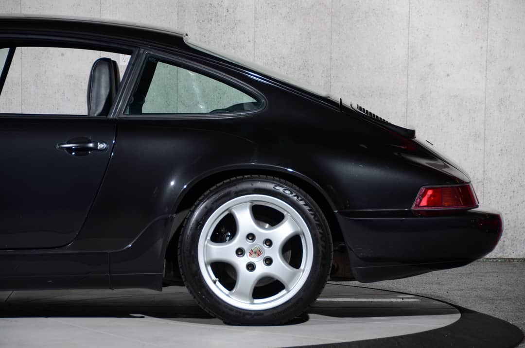 1990 Porsche 911 Carrera 2 Coupe RWD — photo 15